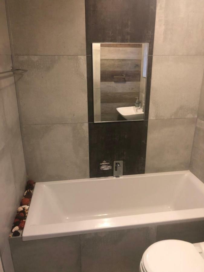 Summer Sands - Durban North Beach Accommodation Bagian luar foto